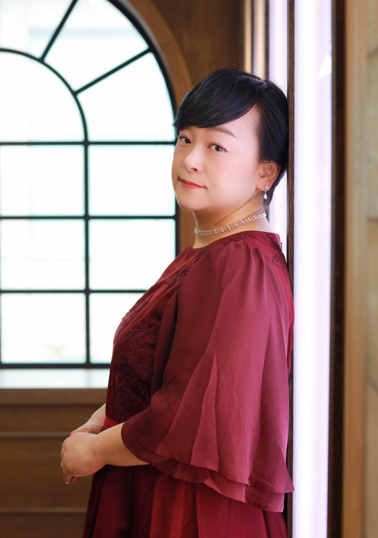 渕田嗣代(ソプラノ)